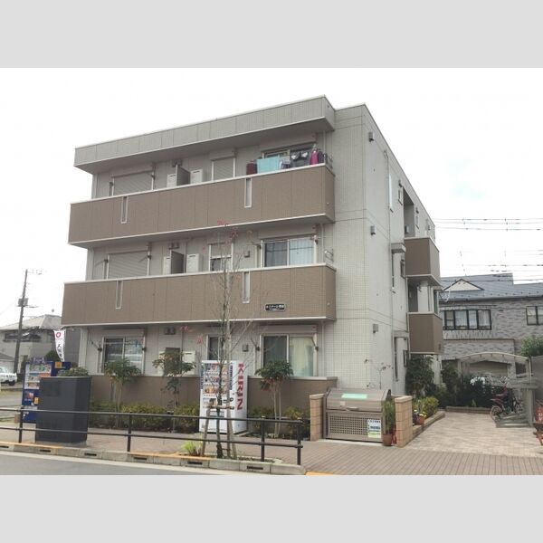 現地周辺 (建物外観)