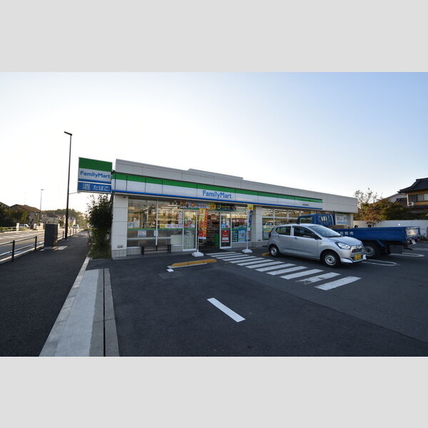 現地周辺 (ファミリーマート金森町田街道店(151m))