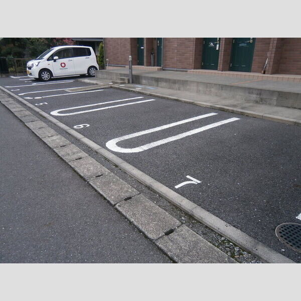 駐車場 (駐車場)
