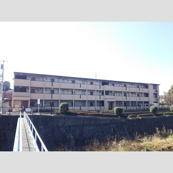 現地周辺 (建物外観)