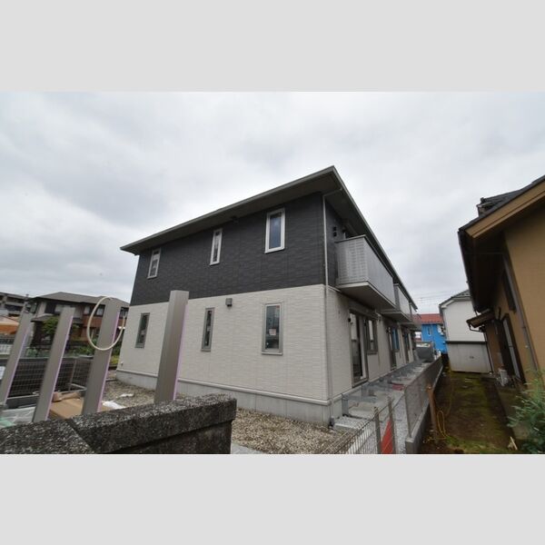 エントランス (建物外観(建設中))