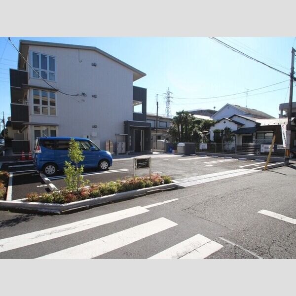 駐車場 (駐車場)