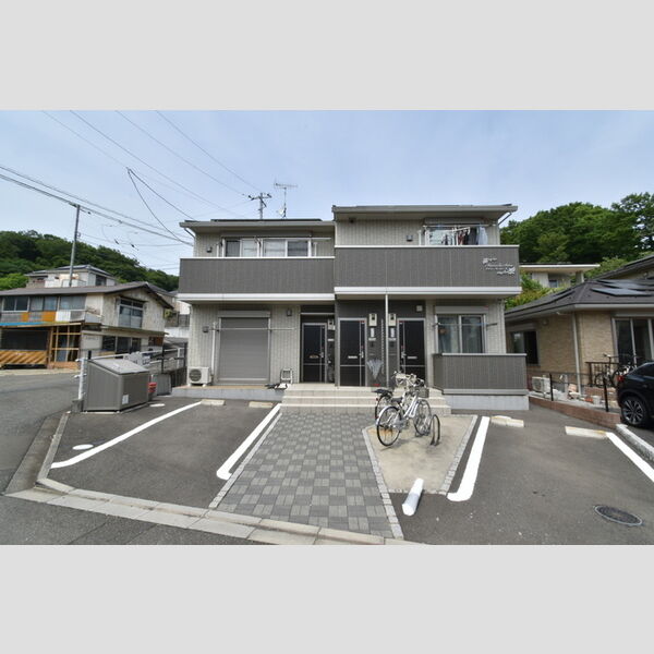 現地周辺 (建物外観)