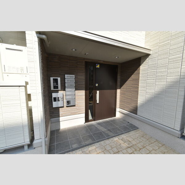 エントランス (エントランス)