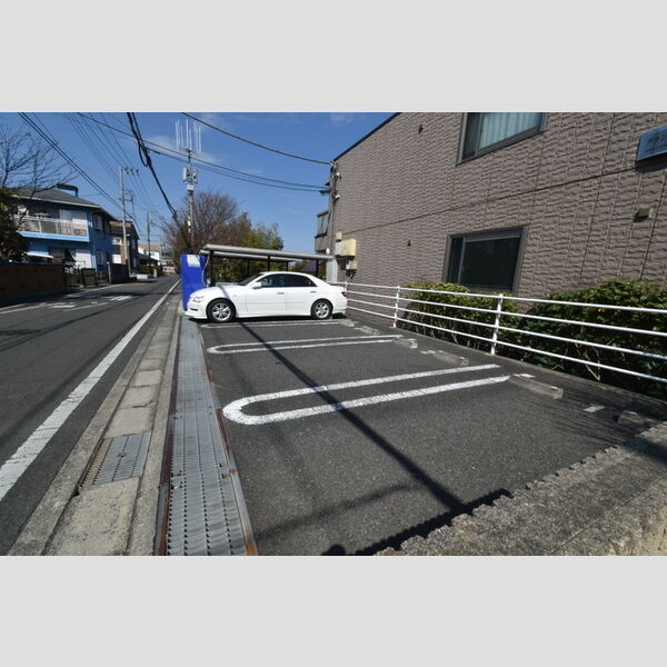 駐車場 (駐輪場)