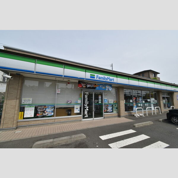 現地周辺 (ファミリーマート町田金井店)