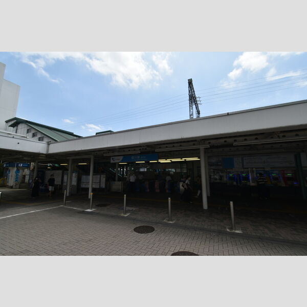 現地周辺 (小田急鶴川駅)