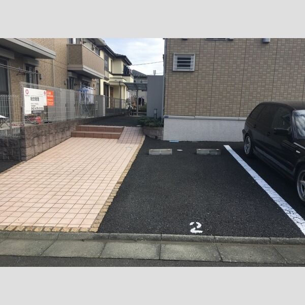 駐車場 (駐車場)