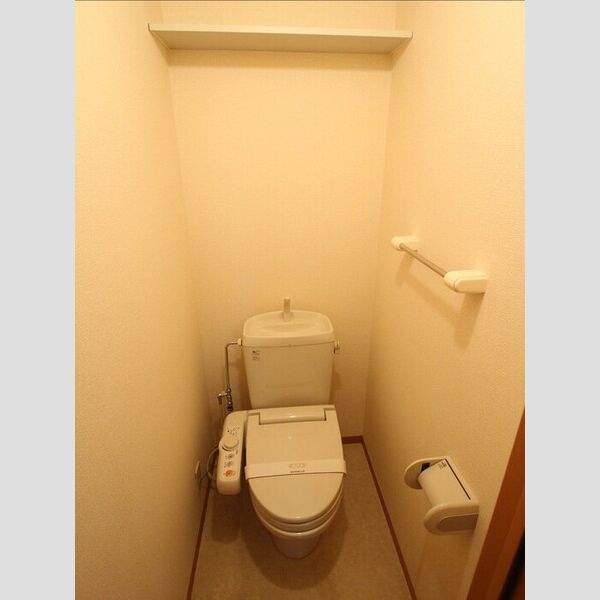 トイレ (トイレ)