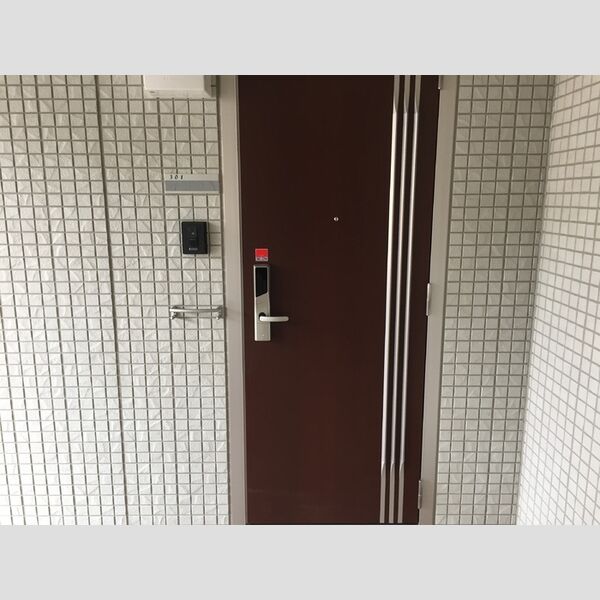玄関 (玄関)
