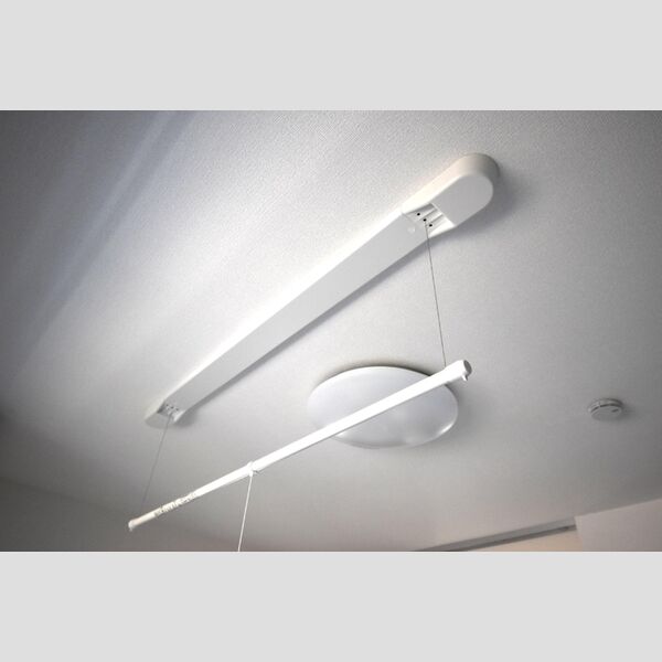 その他設備 (室内物干し)