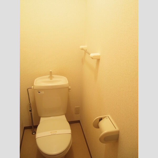 トイレ (トイレ)
