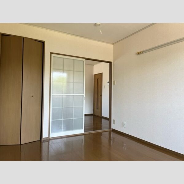 居室・リビング (洋室①)