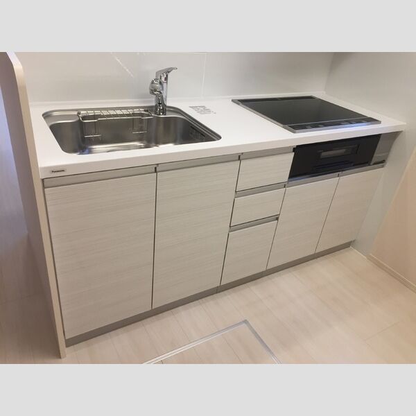 キッチン (IHシステムキッチン)