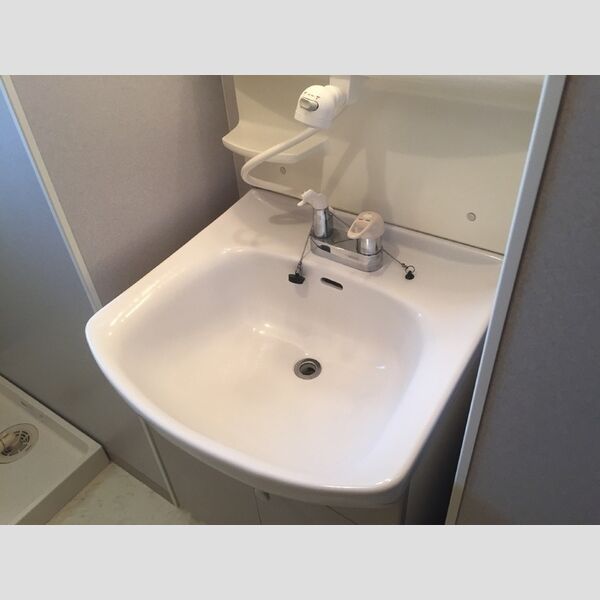 洗面所 (洗髪洗面化粧台)