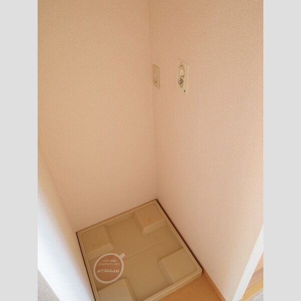 その他設備 (室内洗濯機置場)