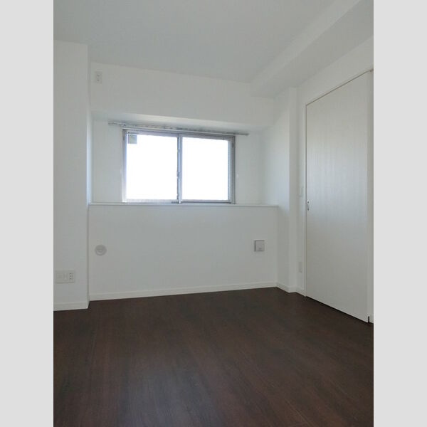 その他 (共用廊下側洋室)