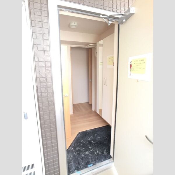 玄関 (玄関内です。)