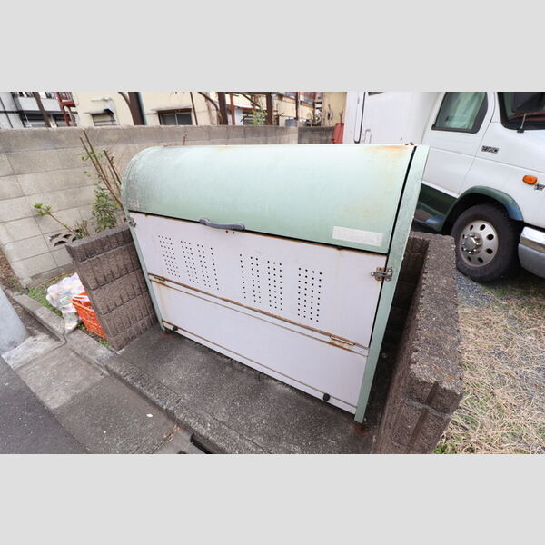現地周辺 (ゴミ捨て場)