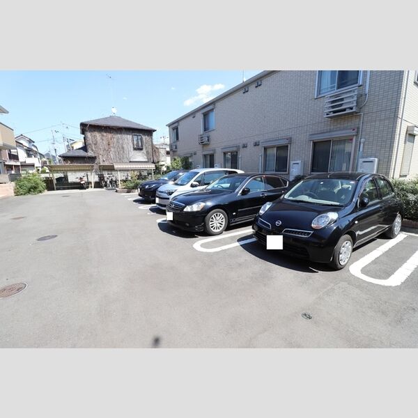駐車場 (駐車場)