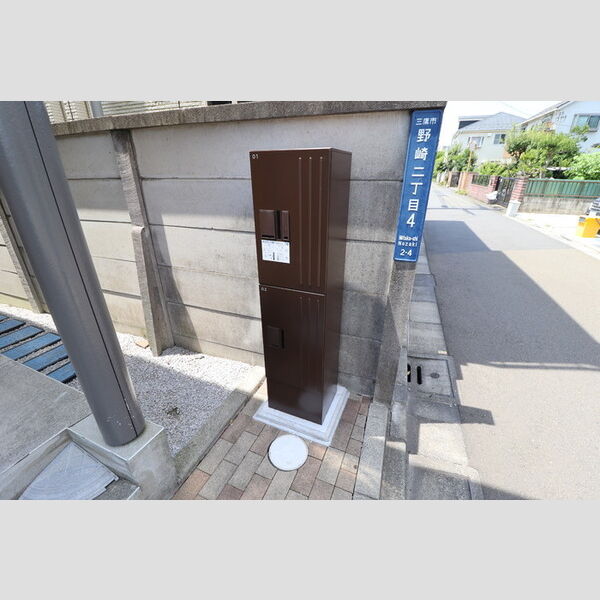 現地周辺 (宅配ボックス)
