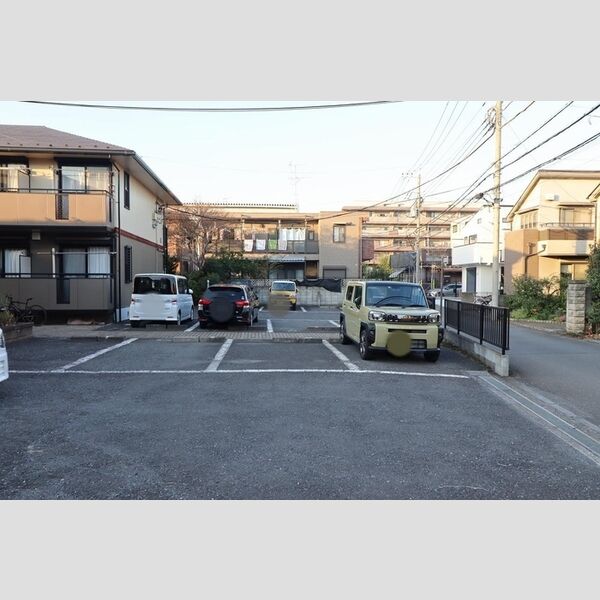 駐車場 (駐車場)