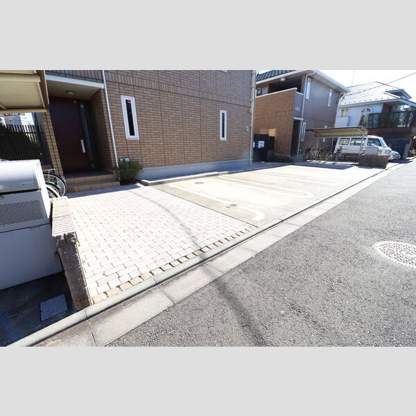 駐車場 (駐車場)