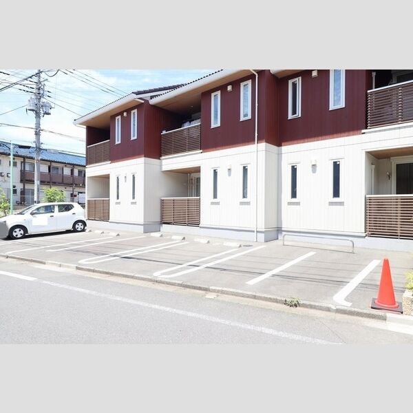 駐車場 (駐車場)