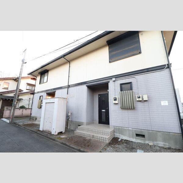 エントランス (入口)