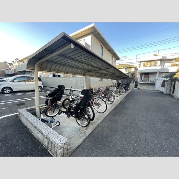 駐車場 (駐輪場)