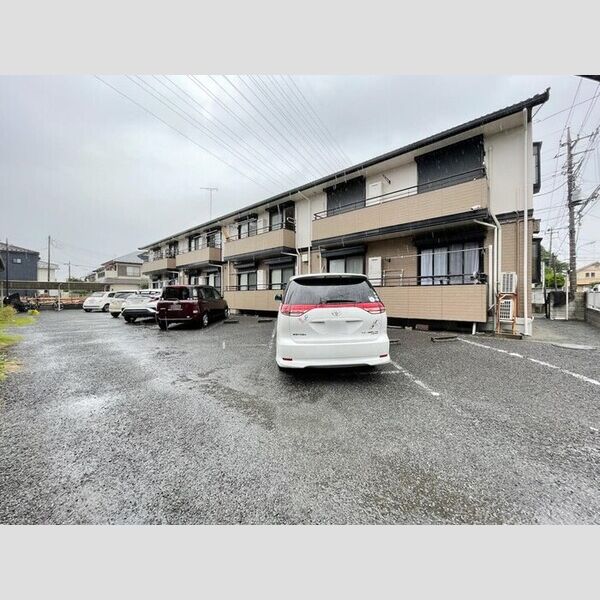 駐車場 (駐車場)