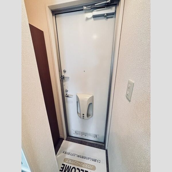 玄関 (玄関)