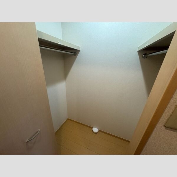 収納 (収納)