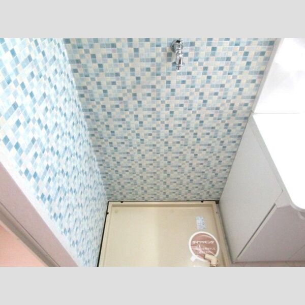 その他 (洗濯機置き場)