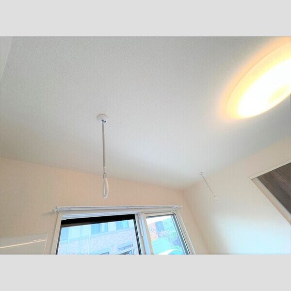 その他 (室内物干し)