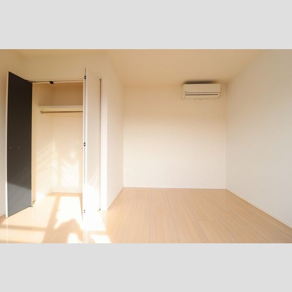 その他 (洋室(玄関横))