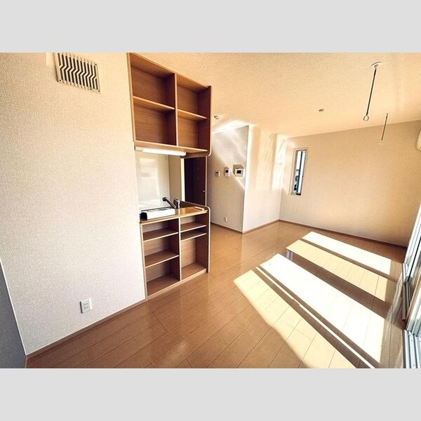 居室・リビング (LDK別角度)