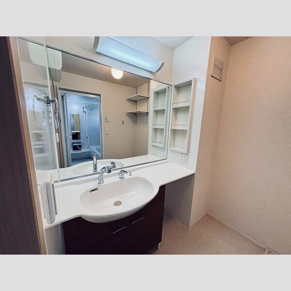 洗面所 (洗面台)