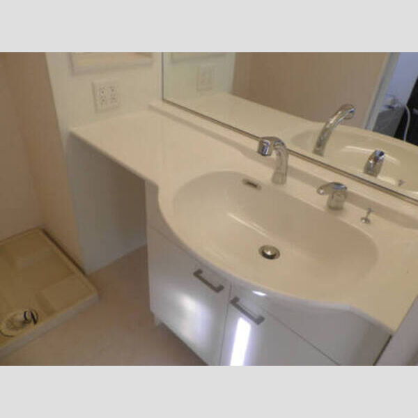 洗面所 (101 洗面室)