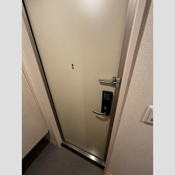 その他 (玄関)