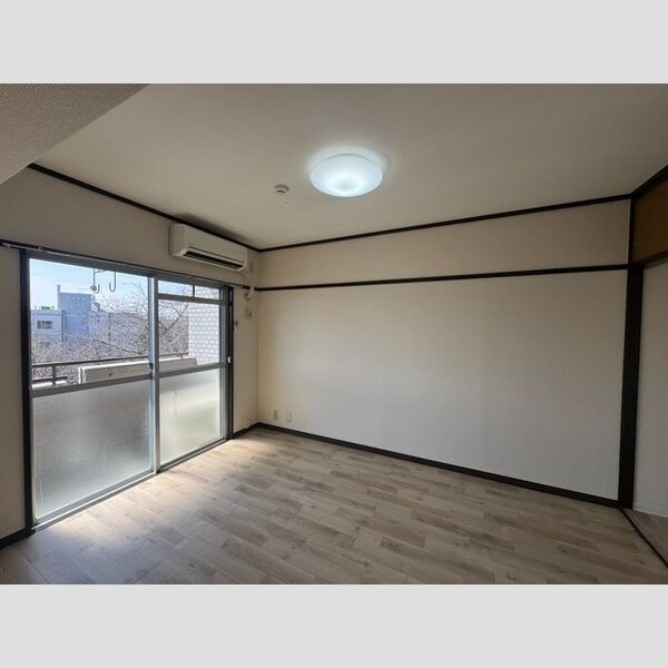 その他 (洋室①)