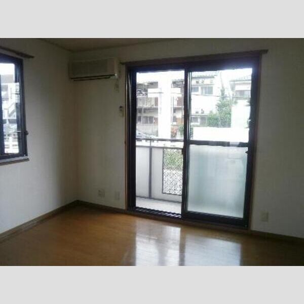 居室・リビング (107 洋室)