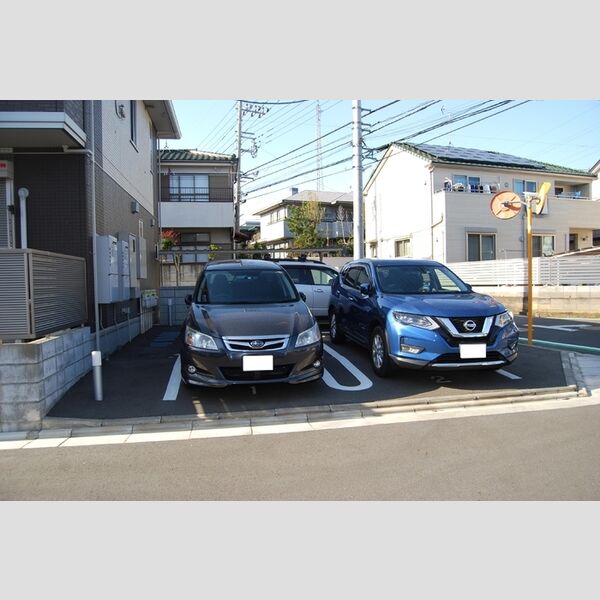 駐車場 (駐車場)