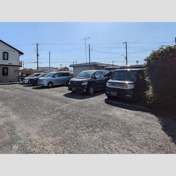 駐車場 (駐車場)