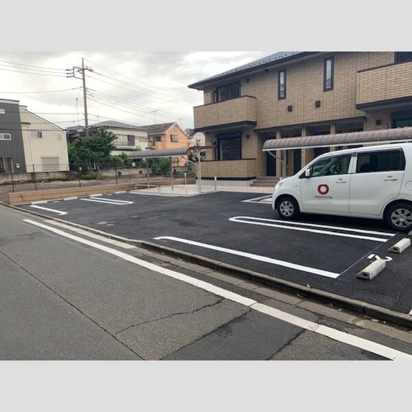 駐車場 (駐車場)