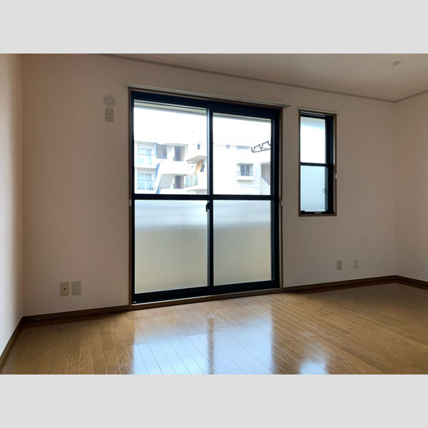 その他 (2階洋室8帖)