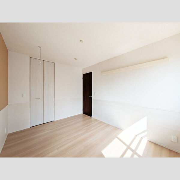 その他 (洋室6帖)