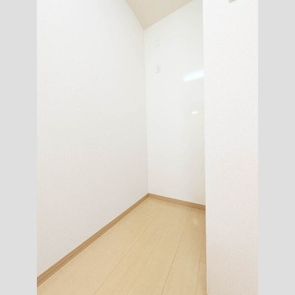 その他 (冷蔵庫置き場)