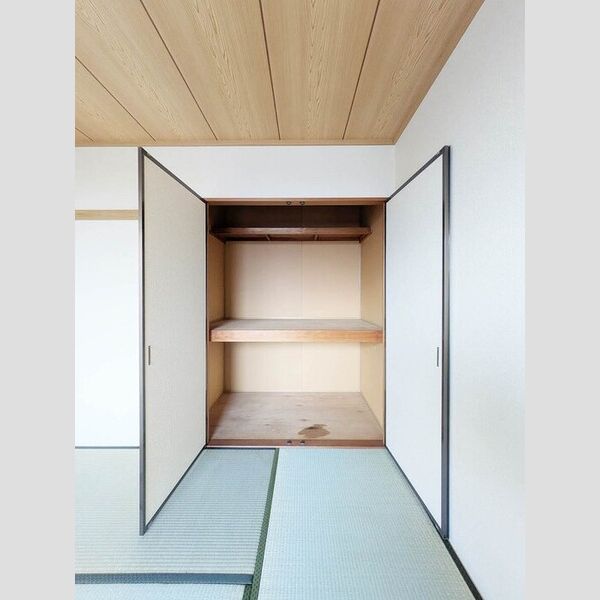 その他 (押入れ)