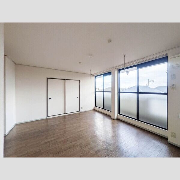 居室・リビング (洋室10帖)